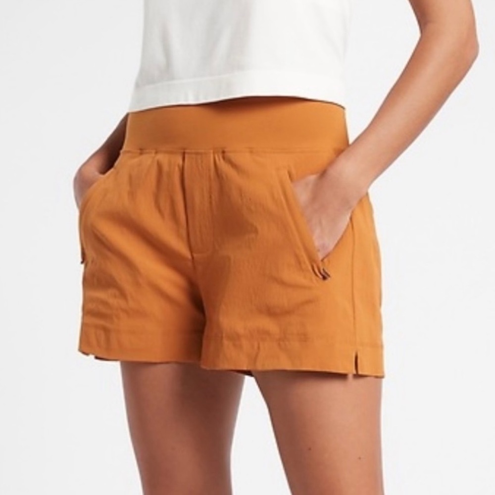 Athleta Trekkie North Shorts